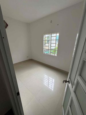 House 1 .1 .1 Negra Hiệp Phú - 2 bedroom 2 toilet - 8 M street