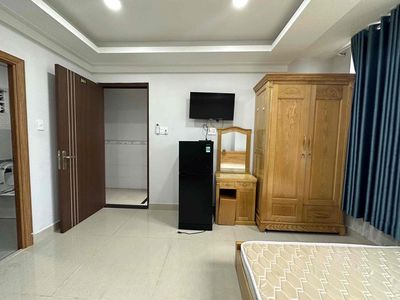 Hot apartment full of elevators