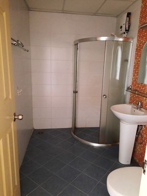 Rent apartment rubyland 83 M2 - 2 bedrooms - rent 9 million a month - a large living room
