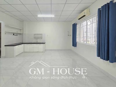 apartment 30 meters 2 balconies immediately Ngô Tất Tố