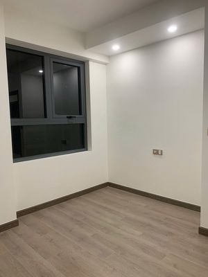 Two bedrooms for rent. Beautiful, wide, cool.