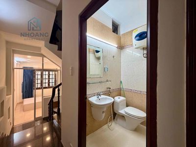 Super cheap!! 5 bedroom 3 toilet 52 m2 Full Seven Right Thành Thái District 10