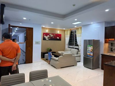 Rent the apartment of central plaza Tân Bình–65 M2 (two bathrooms) for 13 million
