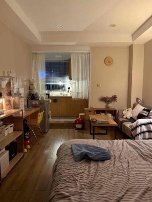 Rent a super-beautiful mini studio room. A couple of people.