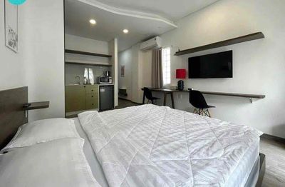 Room 35 m2_ Studio, balcony, basic interior_GNN Phan Xích Long