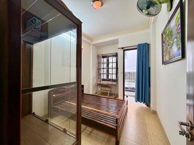 Rent 1 TNC + 3 floors +st, 4 bedroom 3 Full Inners just Thành Thái