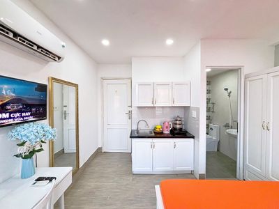 White tone room, new An Dương Vương police market - motor shop