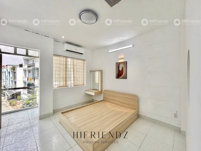 Rent a fine hotel with a free district 6.