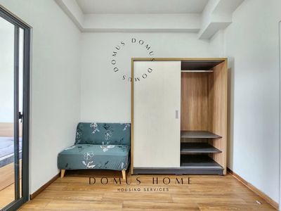 Rent the apartment. One bedroom in front of District 4 with an elevator, private washing machine.