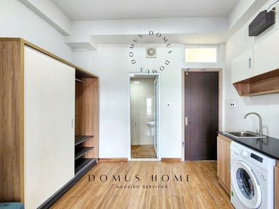 Rent the apartment. One bedroom in front of District 4 with an elevator, private washing machine.