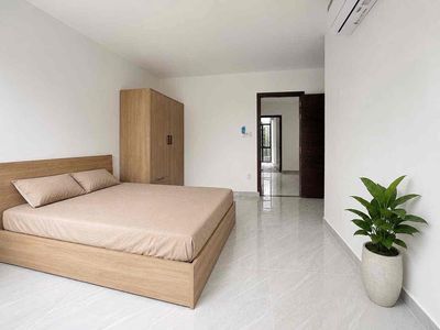 new opening 100% full interior