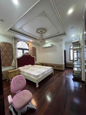 Rent a three-story house, Hiệp Phú.