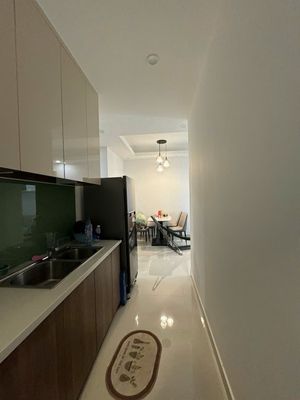 District 7 riverside rents a room. A nice two-room bedroom, cooler floor, good price.