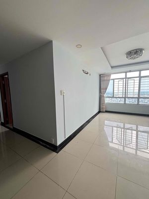 Rent the Vietcong District apartment 8 115 meters 2 bedrooms in the cool view