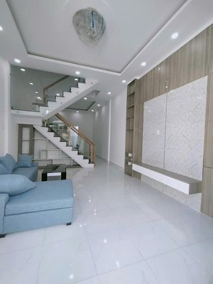 Need to rent an alley building 413/2 A Lê Văn Sỹ-712 district 3.