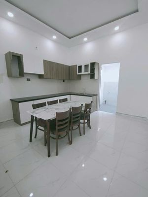 Need to rent an alley building 413/2 A Lê Văn Sỹ-712 district 3.