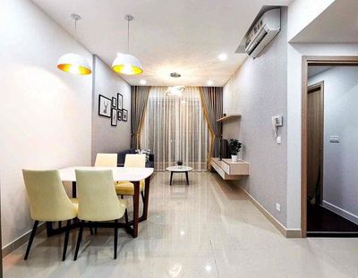 The owner of Golden Mansion owns two bedrooms. Two Full toilets, 17 million a month.