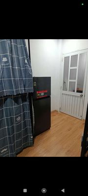 Rent a hostel in 4th.