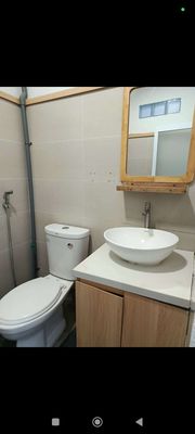 Rent a hostel in 4th.