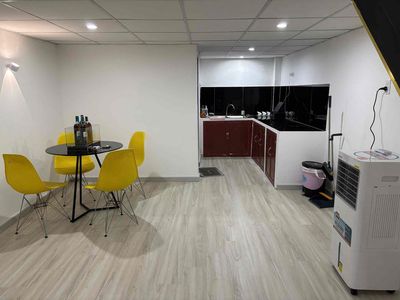 3 floors 4.2 x11 m Hồng Lạc, capable of having sofa, washing machine-in-dum, kd
