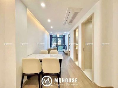 Two bedrooms. 70 M2 elevators at the airport.