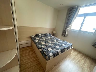 Renting City Gate apartment three. Two bathrooms with furniture available.