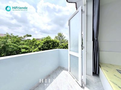 A super cheap balcony apartment for students.