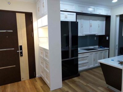 Rent the main apartment, three bedrooms, full 7 rooms.