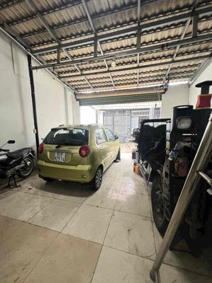 front close to vincom Thủ Đức- 140 m2 - 13 million a month