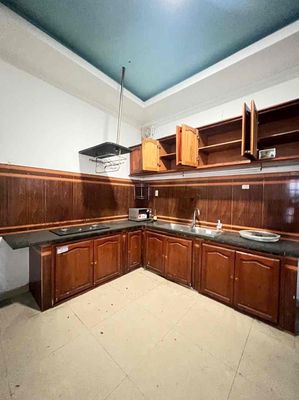 front close to vincom Thủ Đức- 140 m2 - 13 million a month