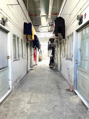 Cheap hotel suite on Số 43 Street, stub.