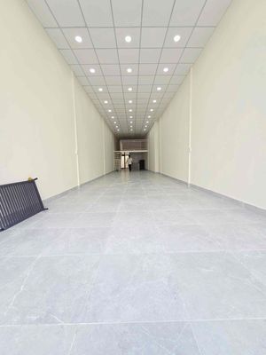 25 million – Hoàng Văn Thụ business front – Tân Bình