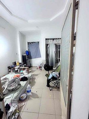 Rents a small Tân Thới Hiệp District 12 1 3rd floor bedroom. 128 meters bordering 2.6 million alleys.
