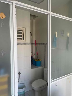 Girl's Room 10, 16 meters 2