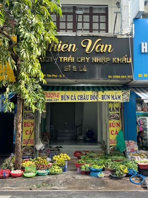 Renting the New American Market, District 7