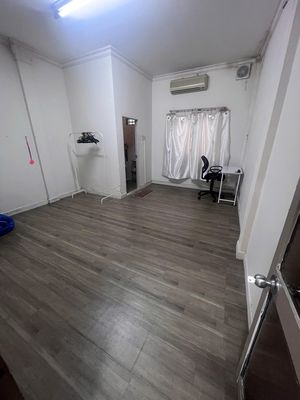 Rent Bank Front, Huỳnh Văn Bánh, NORA 11, Q.Phú Nhuận