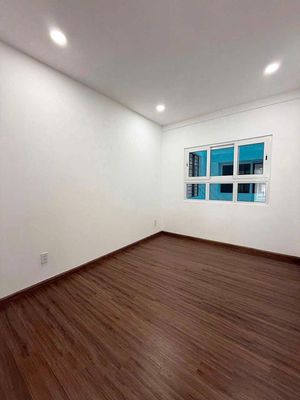 Hothouse 2 bedroom 2 cost 6 million 85 meters