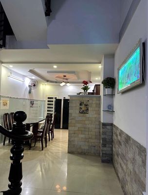 To rent Lê Niệm, Phú Thạnh, Tân Phú, 20 trieu, 4 bedrooms, full interior