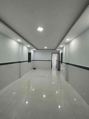 Rent the entire alleyway, 4 x 20 meters, 2 floors, 2 bedrooms/2 toilets, fuck. Phan Chu Trinh