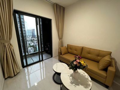 Renting two Victorians, District 2. It's 17 million a month.
