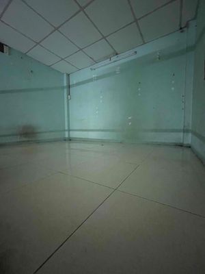 A room at Tân Thắng near ALS Tân Phú.