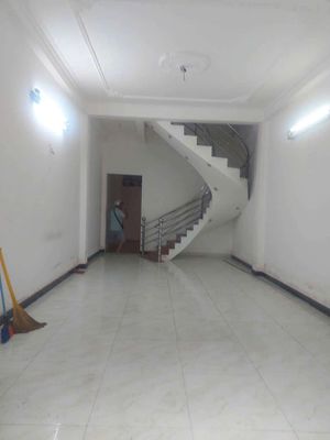 Rent a Âu Dương Lân-7-3.
