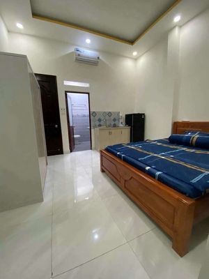 Go to the apartment of 14 bedrooms. Okay, let's go.