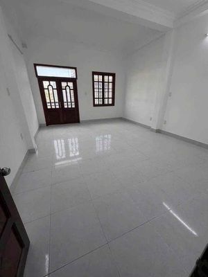 Rent the original apartment in Thạnh Lộc County Station 12.