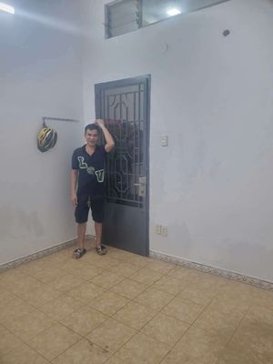 Rent the original house in the District of 10 Lê Hồng Phong.