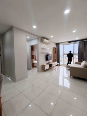 Central Plaza- Full interior, new house, two bedrooms, 14 million a month, 73 meters available.