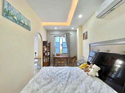 Rend a high-end high-level club bedroom, located at tdt-ntt-remitable Q4 District 1.