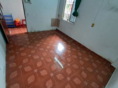 The empty room in the original house is just a female lease.