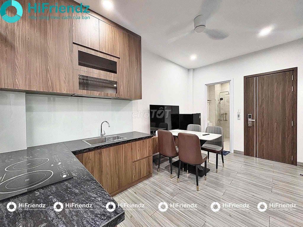 A big bancol bedroom near Lotte is free to move to District 4, District 1 cheap