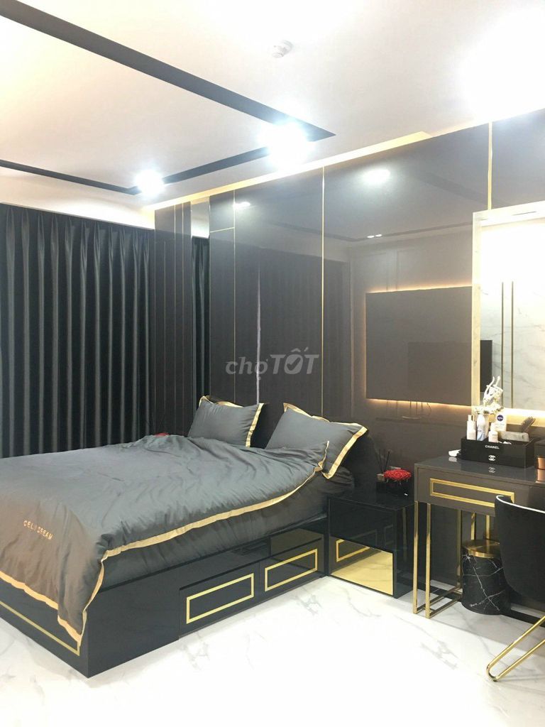 So the apartment is three bedrooms. Two bathrooms. Full Sunrise City interior.